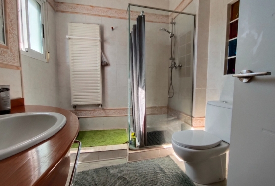 Reventa - Villa - Guardamar del Segura - Urbanizaciones