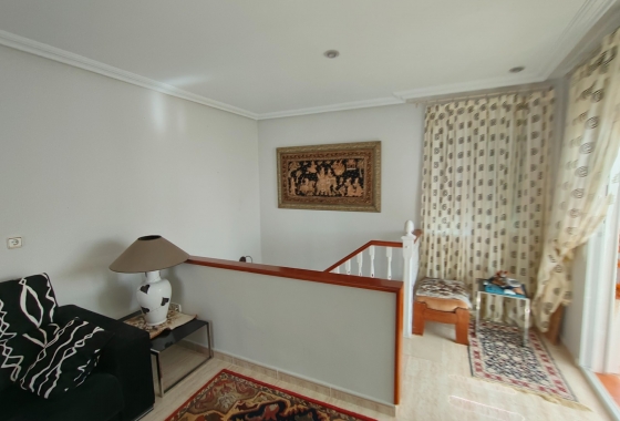 Reventa - Villa - Guardamar del Segura - Urbanizaciones