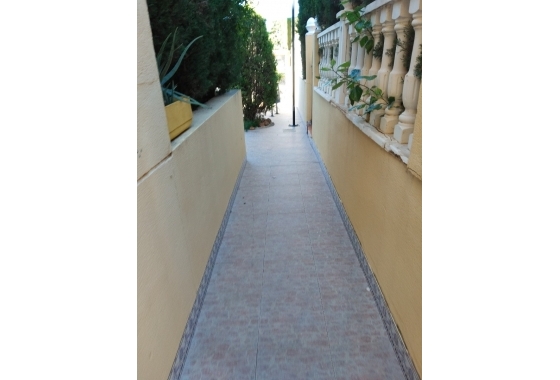 Reventa - Villa - Guardamar del Segura - Urbanizaciones