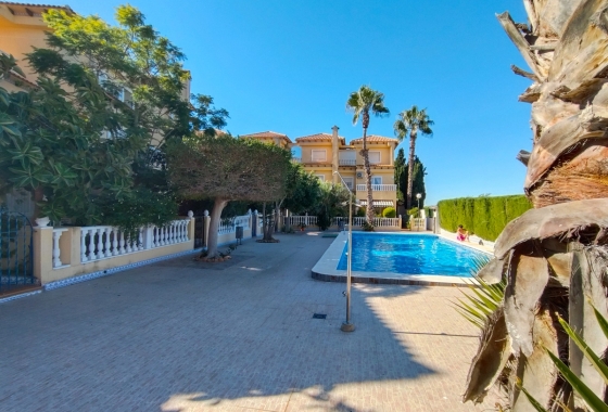 Reventa - Villa - Guardamar del Segura - Urbanizaciones