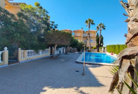 Reventa - Villa - Guardamar del Segura - Urbanizaciones