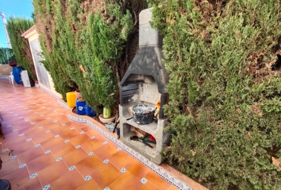 Reventa - Villa - Guardamar del Segura - Urbanizaciones