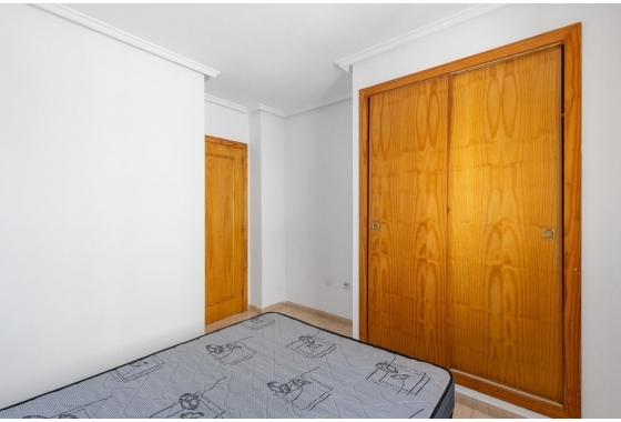 Reventa - Apartamento / piso - Torrevieja - Centro