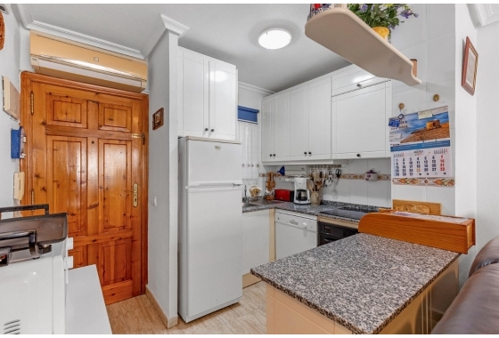 Reventa - Apartamento / piso - Torrevieja - El Chaparral