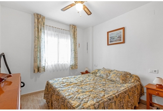Reventa - Apartamento / piso - Torrevieja - El Chaparral