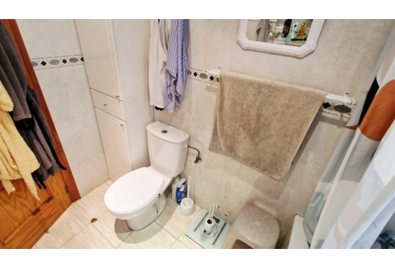 Reventa - Apartamento / piso - Torrevieja - Centro