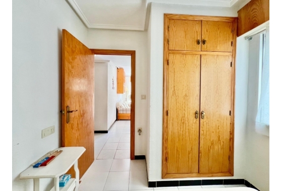 Reventa - Apartamento / piso - Torrevieja - Playa de los Locos