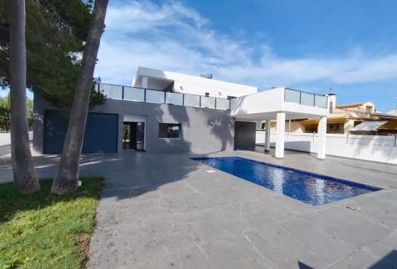 Obra nueva - Villa - Alicante - Campoamor