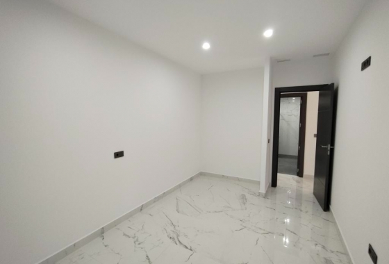 Obra nueva - Villa - Alicante - Campoamor