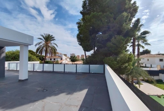 Obra nueva - Villa - Alicante - Campoamor