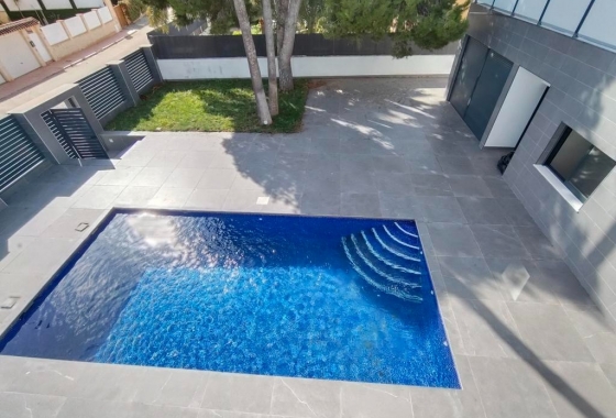 Obra nueva - Villa - Alicante - Campoamor
