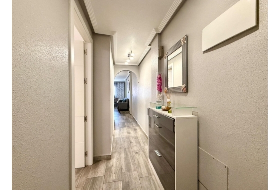 Reventa - Apartamento / piso - Torrevieja - Parque de Las Naciones