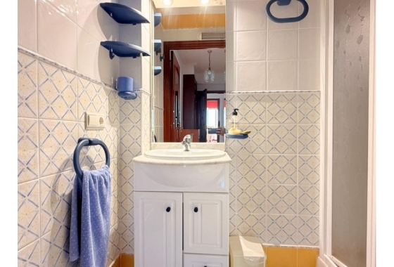 Reventa - Apartamento / piso - Benidorm - Levante