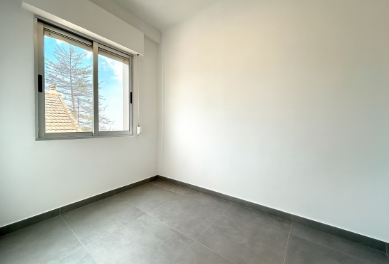 Reventa - Apartamento / piso - Pilar de la Horadada - TORRE DE LA HORADADA