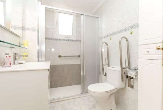 Reventa - Apartamento / piso - Torrevieja - Playa Acequion