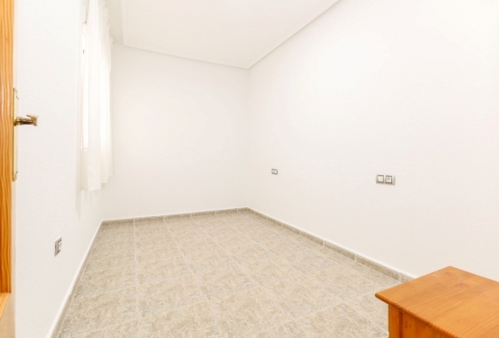 Reventa - Apartamento / piso - Torrevieja - Playa Acequion