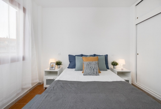 Reventa - Apartamento / piso - Torrevieja - Playa de los Locos