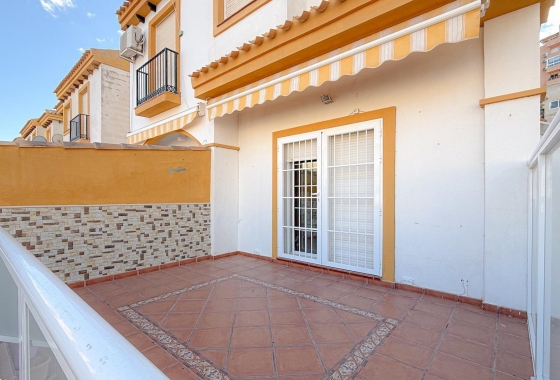 Resale - Villa - La Mata