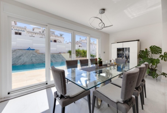 Reventa - Villa - Torrevieja - Playa de La Acequion