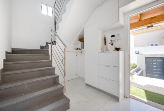 Reventa - Villa - Torrevieja - Playa de La Acequion