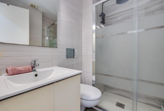 Resale - Apartment / flat - Torrevieja - Playa del Cura