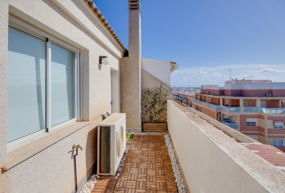 Resale - Apartment / flat - Torrevieja - Playa del Cura
