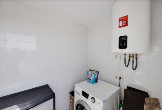 Resale - Apartment / flat - Torrevieja - Playa del Cura