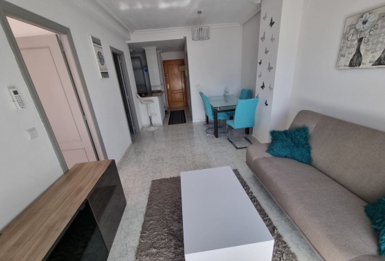 Reventa - Apartamento / piso - Torrevieja - La Mata pueblo