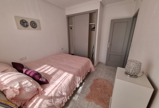 Reventa - Apartamento / piso - Torrevieja - La Mata pueblo