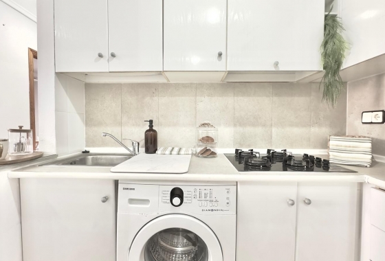 Reventa - Apartamento / piso - Torrevieja - Playa del Cura