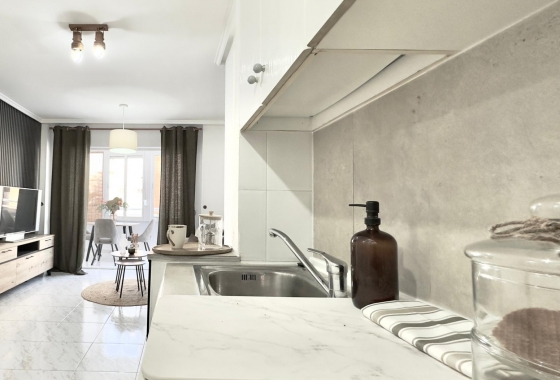 Reventa - Apartamento / piso - Torrevieja - Playa del Cura