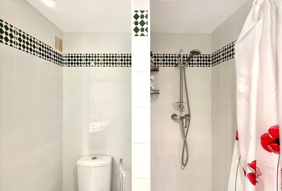 Reventa - Apartamento / piso - Torrevieja - Playa de los Locos