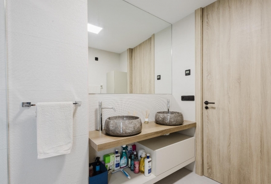 Rynek Wtórny - Willa - Algorfa