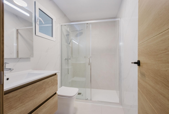 Rynek Wtórny - Willa - Algorfa