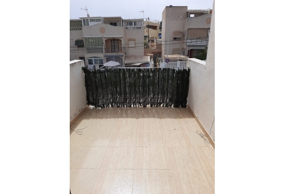 Resale - Townhouse - Torrevieja - Torrevieja - Los Balcones