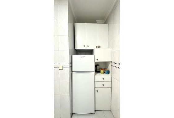 Reventa - Apartamento / piso - Torrevieja - El Acequión - Los Náufragos