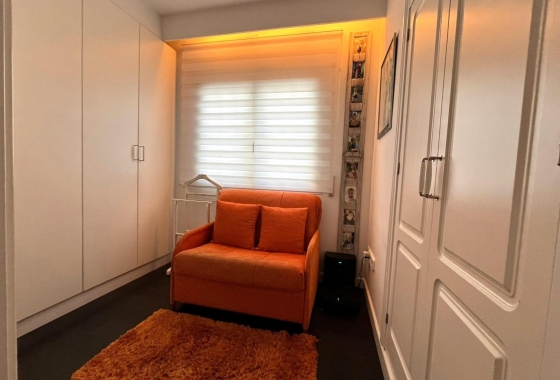 Rynek Wtórny - Poddasze - Torrevieja - Torrevieja - Playa de los Locos