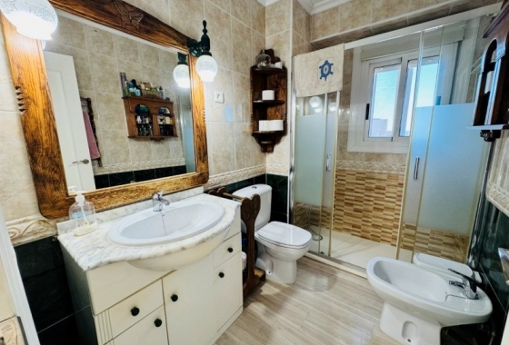 Rynek Wtórny - Poddasze - La Mata