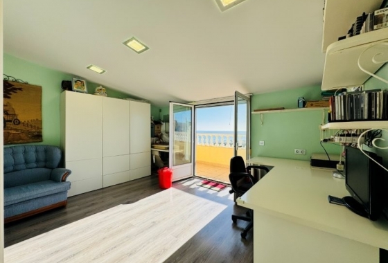 Rynek Wtórny - Poddasze - La Mata