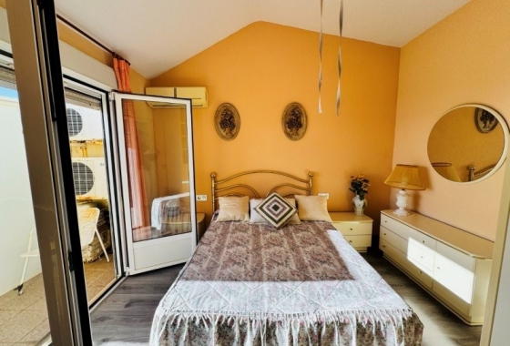 Rynek Wtórny - Poddasze - La Mata