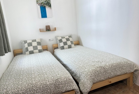 Rynek Wtórny - Apartament - Torrevieja - El Acequión - Los Náufragos
