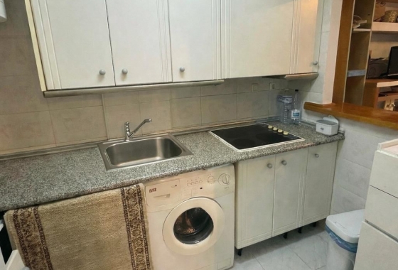 Reventa - Estudio - Torrevieja - Torrelamata - La Mata