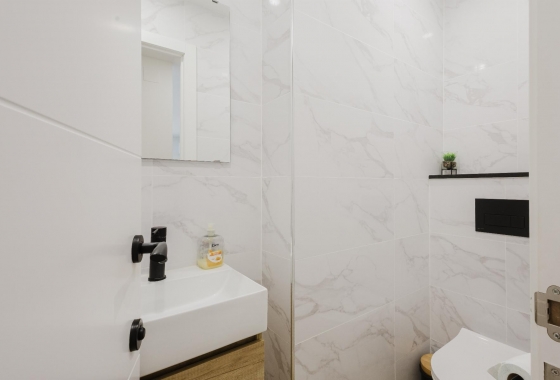 Reventa - Apartamento / piso - Torrevieja - Playa del Acequión