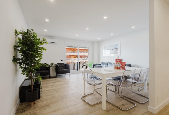 Reventa - Apartamento / piso - Torrevieja - Playa del Acequión