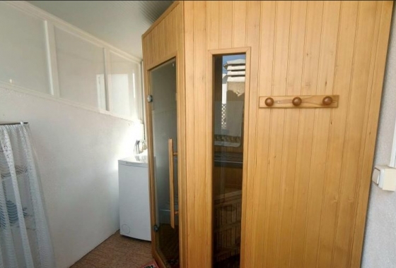 Reventa - Casa - Torrevieja -  Urbanización