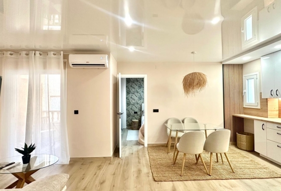 Reventa - Apartamento / piso - Torrevieja - Parque de Las Naciones