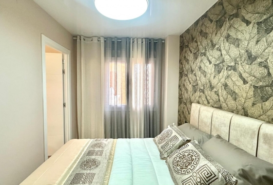 Reventa - Apartamento / piso - Torrevieja - Parque de Las Naciones