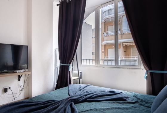 Reventa - Estudio - Torrevieja - Centro