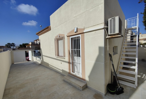 Reventa - Villa - Torrevieja - Nueva Torrevieja - Aguas Nuevas