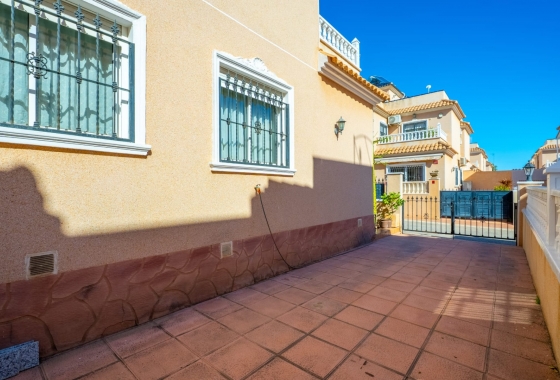 Rynek Wtórny - Bliźniak - Orihuela Costa - La Regia